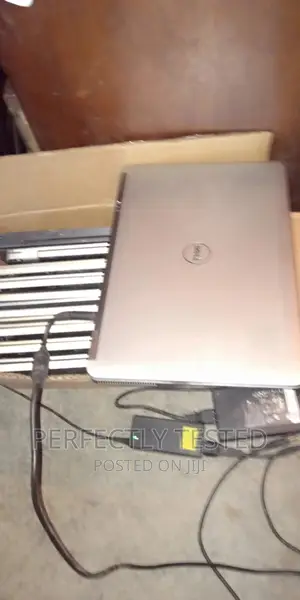 Laptop Dell Latitude E7240 4GB Intel Core I5 SSD 256GB