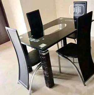 Glass Dining by 4 Sitter