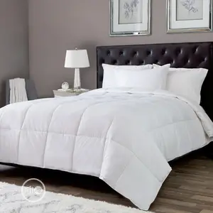Correct White Duvet,Bedsheet With 4 Pillow Cases