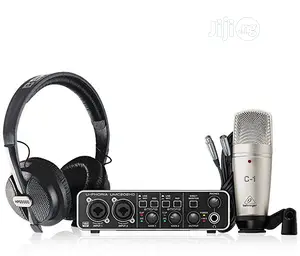 Behringer Uphoria Studio Pro