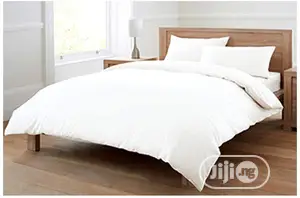 Cotton White Duvet, Bedsheet With 4 Pillow Cases