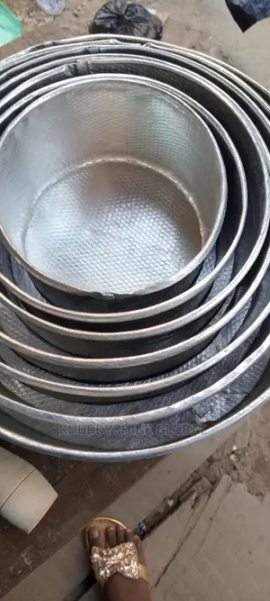 Local Cake Pan