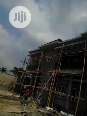 Chinex Scaffolding And Rain Gutter Installation.