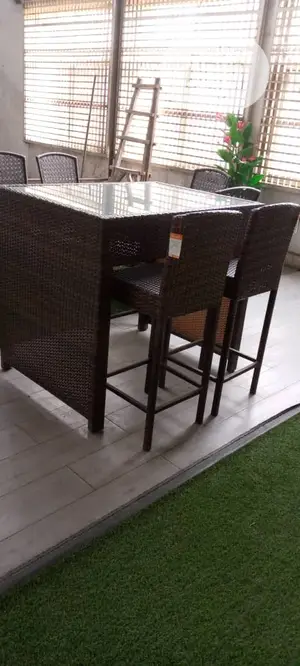 Executive Chair For Hotel Room And Pallor Bar