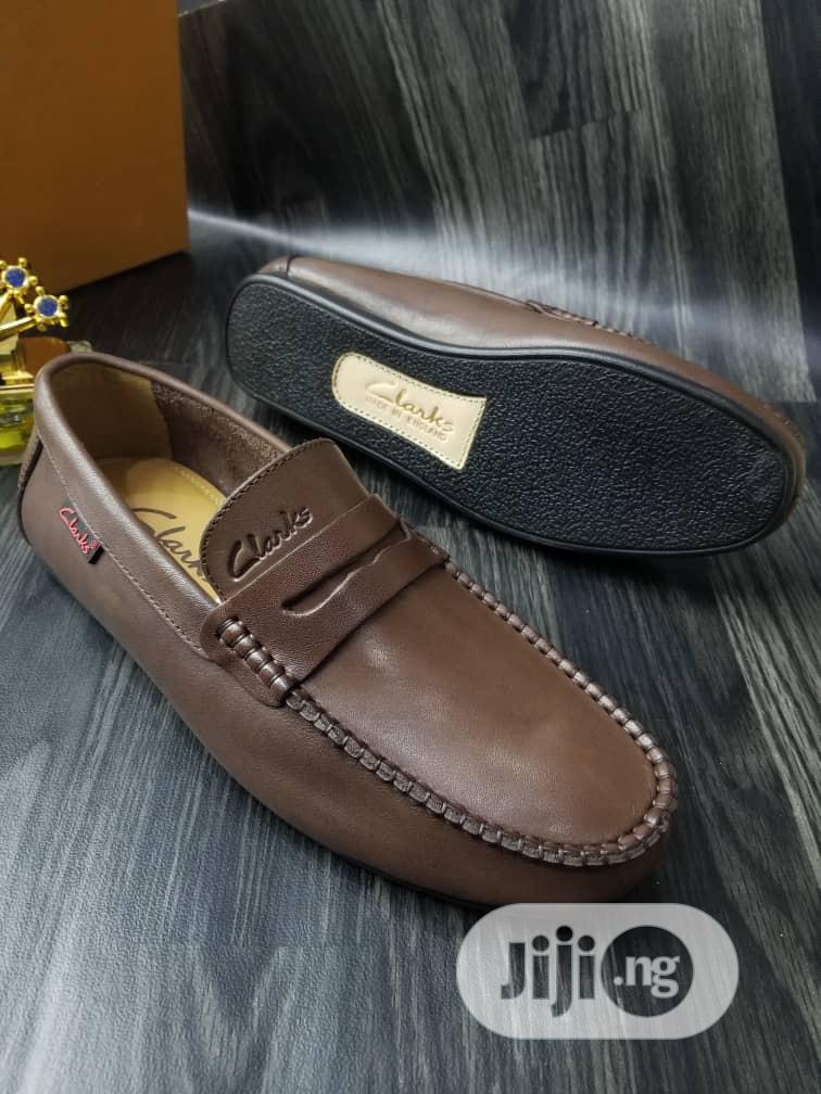clarks international delivery