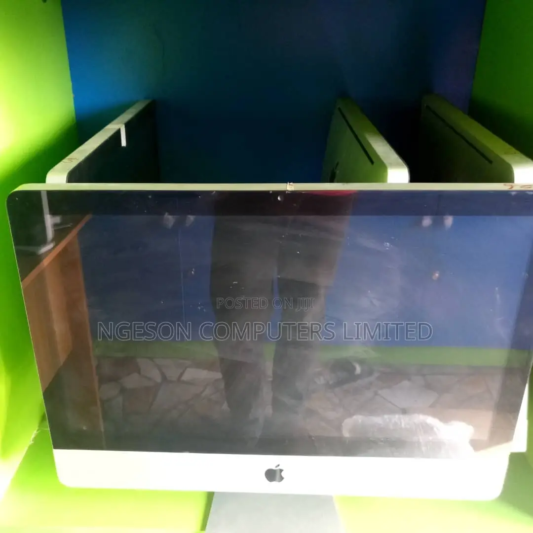 Desktop Computer Apple iMac 4GB Intel Core I3 HDD 500GB