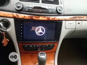 Mercedes-Benz E Class 205 to 2011 Android Player