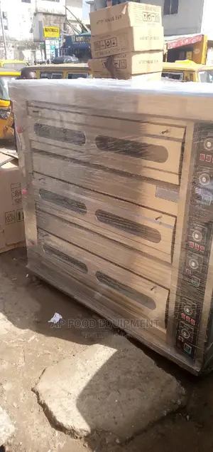 9 Trays Gas Oven