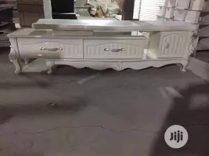 Super Glass Top TV Stand
