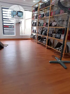 Laminated Wooden Floor