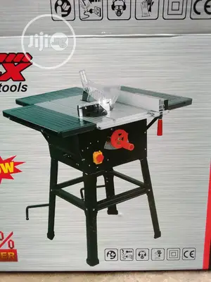 Table Saw Machine