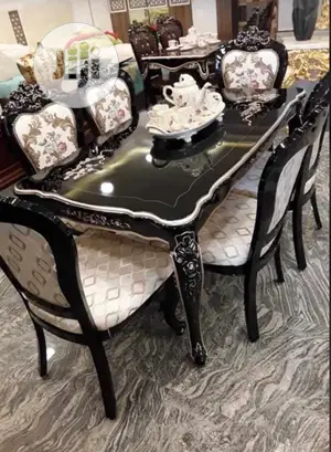 Super Quality Dining Table and Chairs