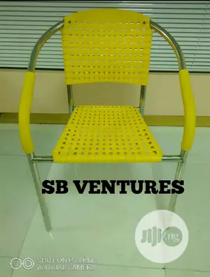 Steel Chair With Comfortable Fibre Weave