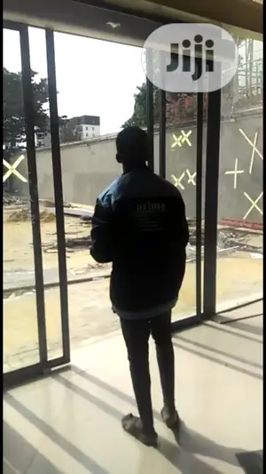 Automatic Sliding Doors