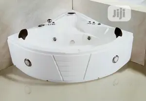 Quality Jacuzzi 135 × 135