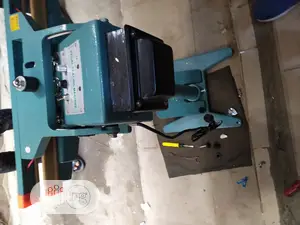 Pedal Sealing Machine