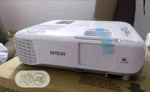 Epson Powerlite Projector