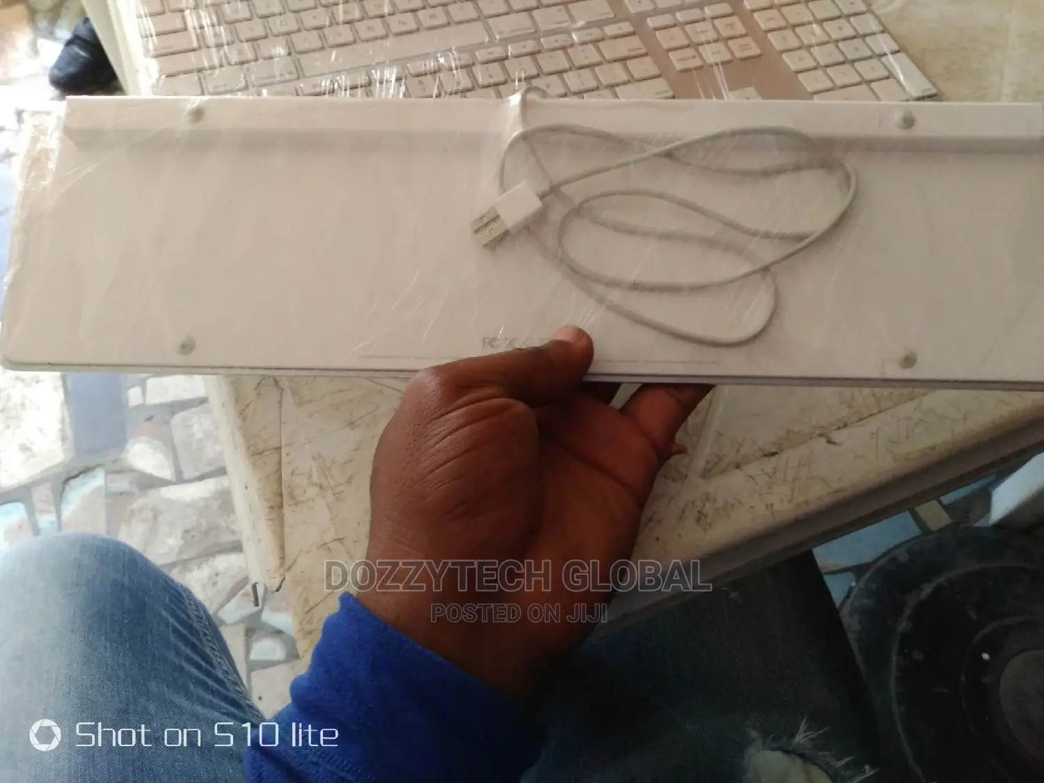 Apple Slim Keyboard