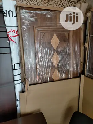 Solid Hard Wood Doors