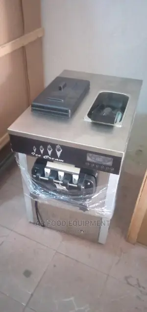 Ice Cream Machine.Table Top