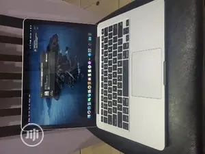 Laptop Apple MacBook Pro 8GB Intel Core I5 SSD 256GB