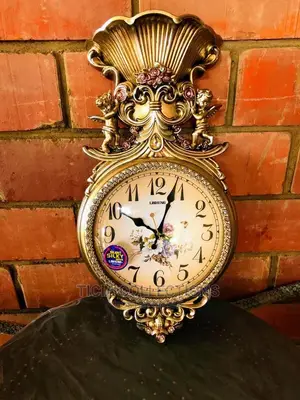 Beautiful Wall Clocks for Sale