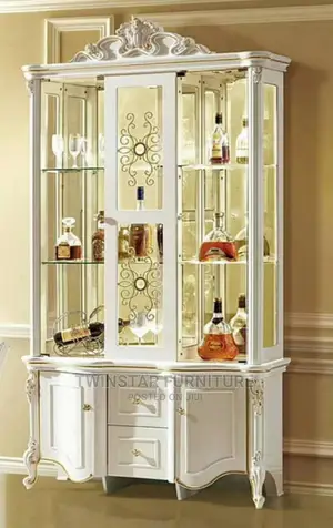 Exquisite Royal Wine Bar