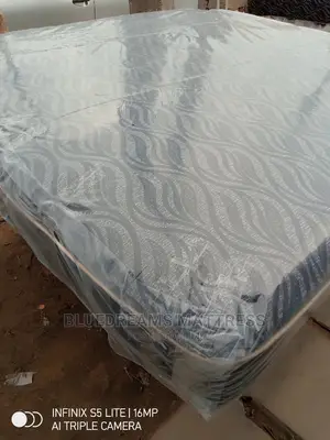 4.5by6 Usa Hybrid Spring. Matterress