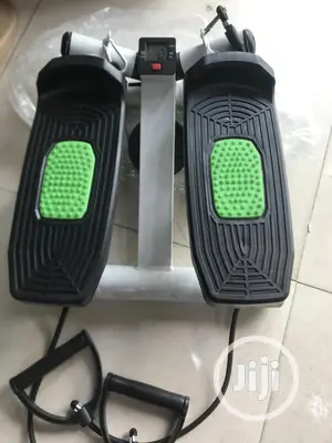 Mini Stepper With Rope and Counter