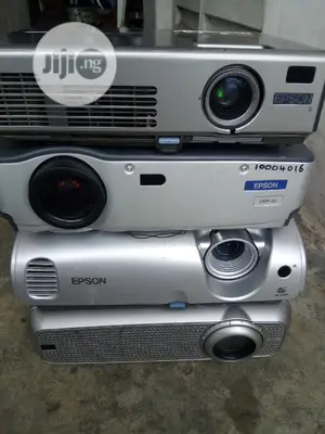 Cheap and Affordable Working Projectors
