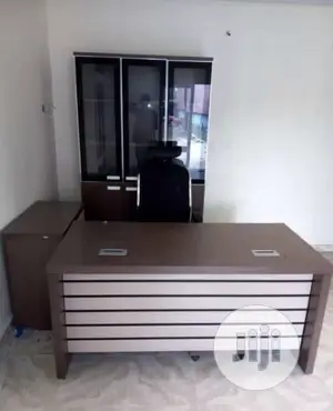 Set of Executive Table and Shelves