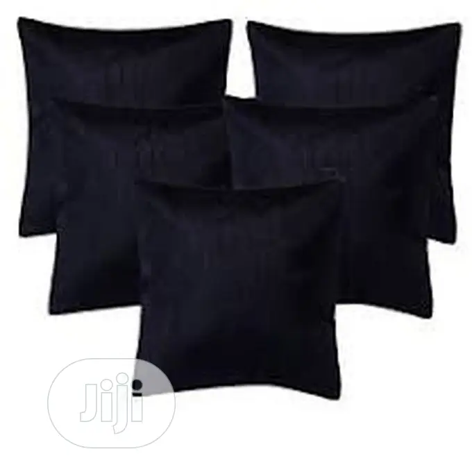 Super 5 Pieces Black Throw Pillows