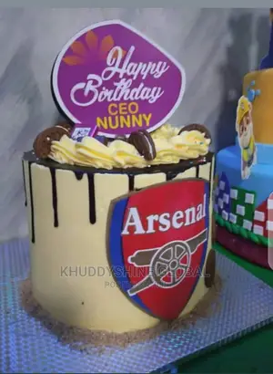 Arsenal Club Birthday Cake