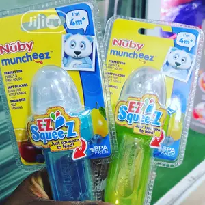Nuby Squeeze Feeder