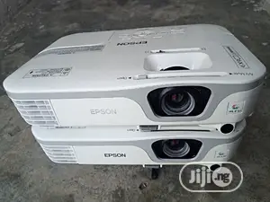 Quality Epson Projector for Training