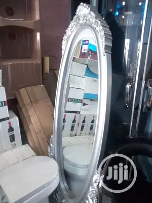 Executive Standing Mirror For Masters