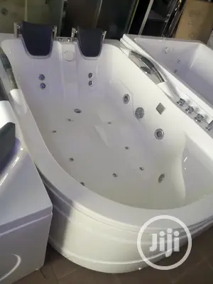 Double Jacuzzi England Stanterd