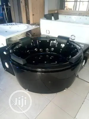 Large Size Jacuzzi With 3 Machine