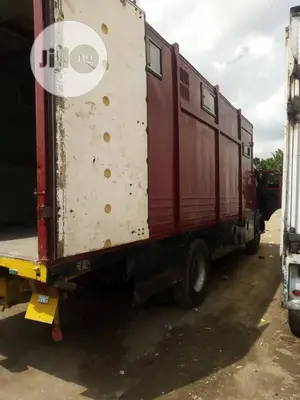 Trucks Cranes Hiabs