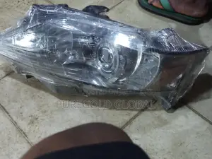 Headlamp for Toyota Venza 2010