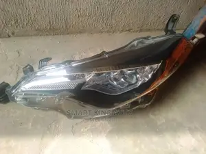 Original Headlamp for Toyota Corolla 2018 America