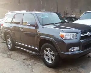 Automobile Spray Painting
