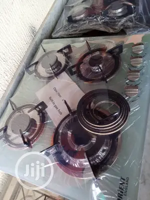 4 Burners Cooker Gas White