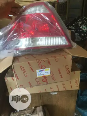 Head Lamp Rear Lamp Nissan Sunny