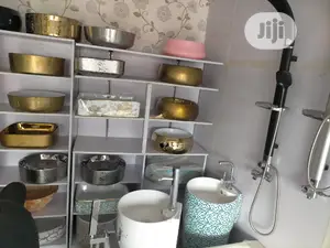 Designed Wash Hand Basin