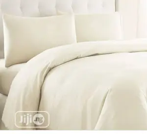 Quality Duvet,Bedsheet With 4 Pillow Cases