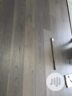 Woodenfloor/Tvfalsewall/Suspendedceiling/Popdesign&Painting
