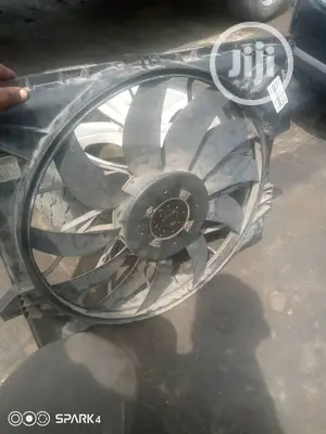 Mercedes-Benz Radiator Fan Assembly E-Class C-Class Glk.