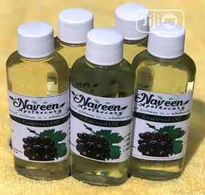 Essential Oils and Carrier Oils (All Types)