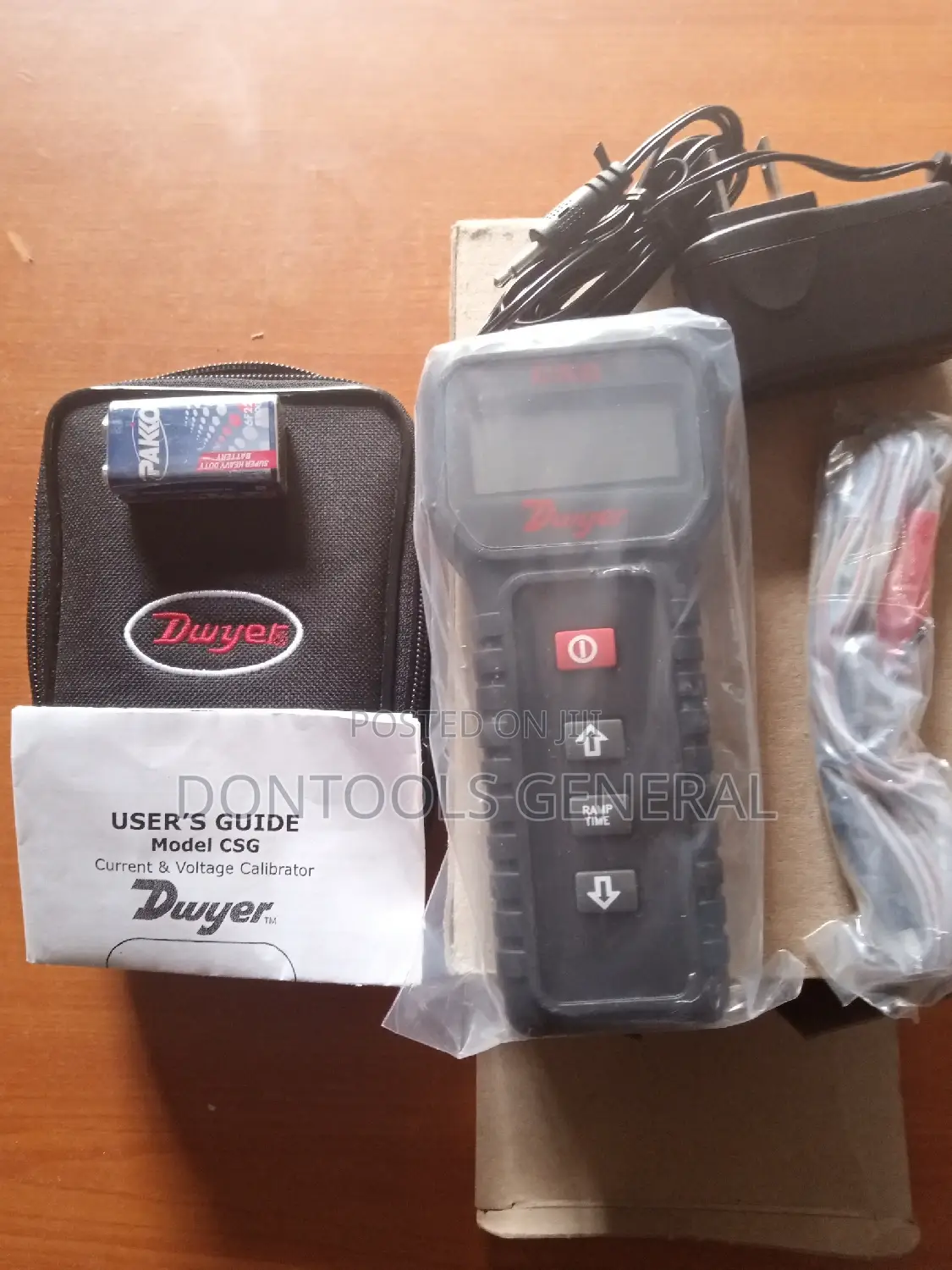Dwyer Model CSG Current And Voltage Calibrator Dwyer